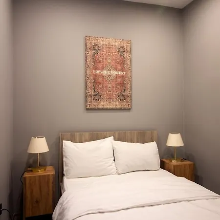 Apartment Vibrant 2br In Samatya Historic Tavern District *