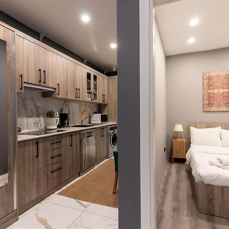 Apartment Vibrant 2br In Samatya Historic Tavern District *